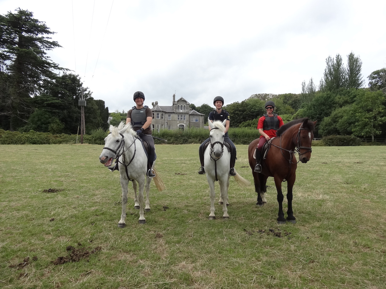 Me, Lennart and Sabbe in front of the house